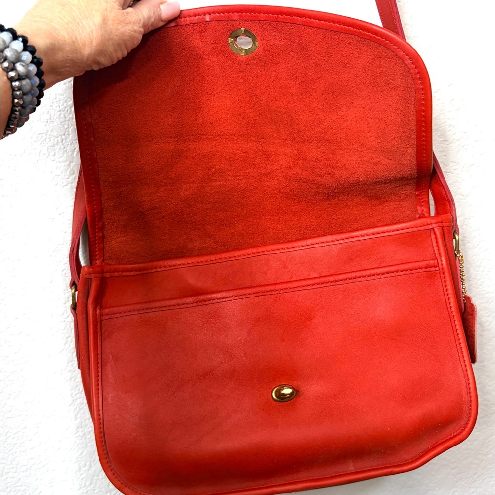 COACH Vintage Red Orange Leather Shoulder Bag Crossbody Large - Like New - Picture 5 of 16